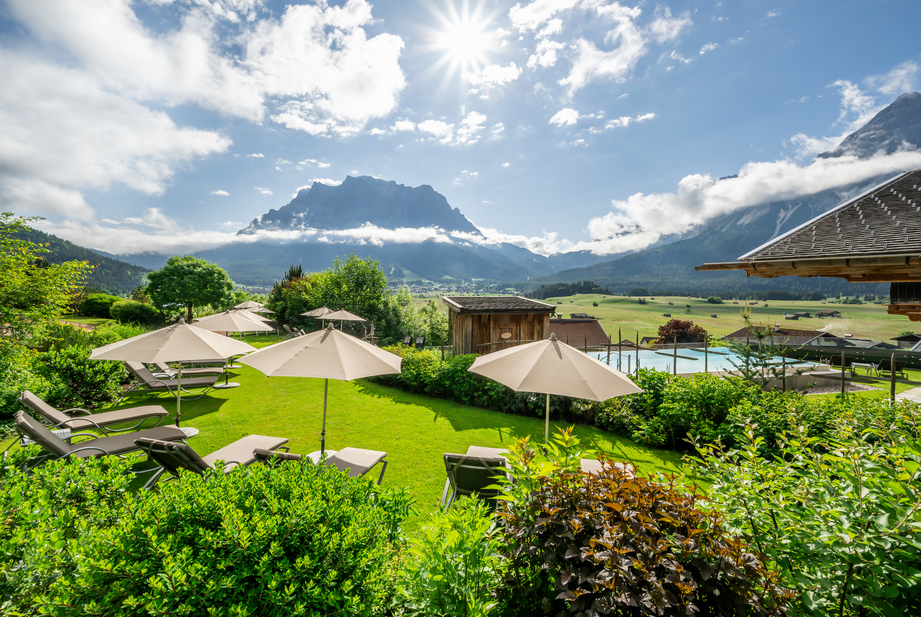 Wellnessurlaub - Tirol - Der Post Garten
©️ Günter Standl - Hotel Post Lermoos