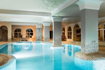 Wellnesshotel: Indoor Pool - Hotel Seehof