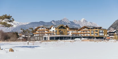 Wellnessurlaub - Klassifizierung: 4 Sterne S - Ampass - Gebäudeansicht Winter - Hotel Seespitz****S - Adults & Residents Only