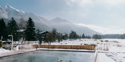 Wellnessurlaub - Klassifizierung: 4 Sterne S - Ampass - Pool Winter - Hotel Seespitz****S - Adults & Residents Only