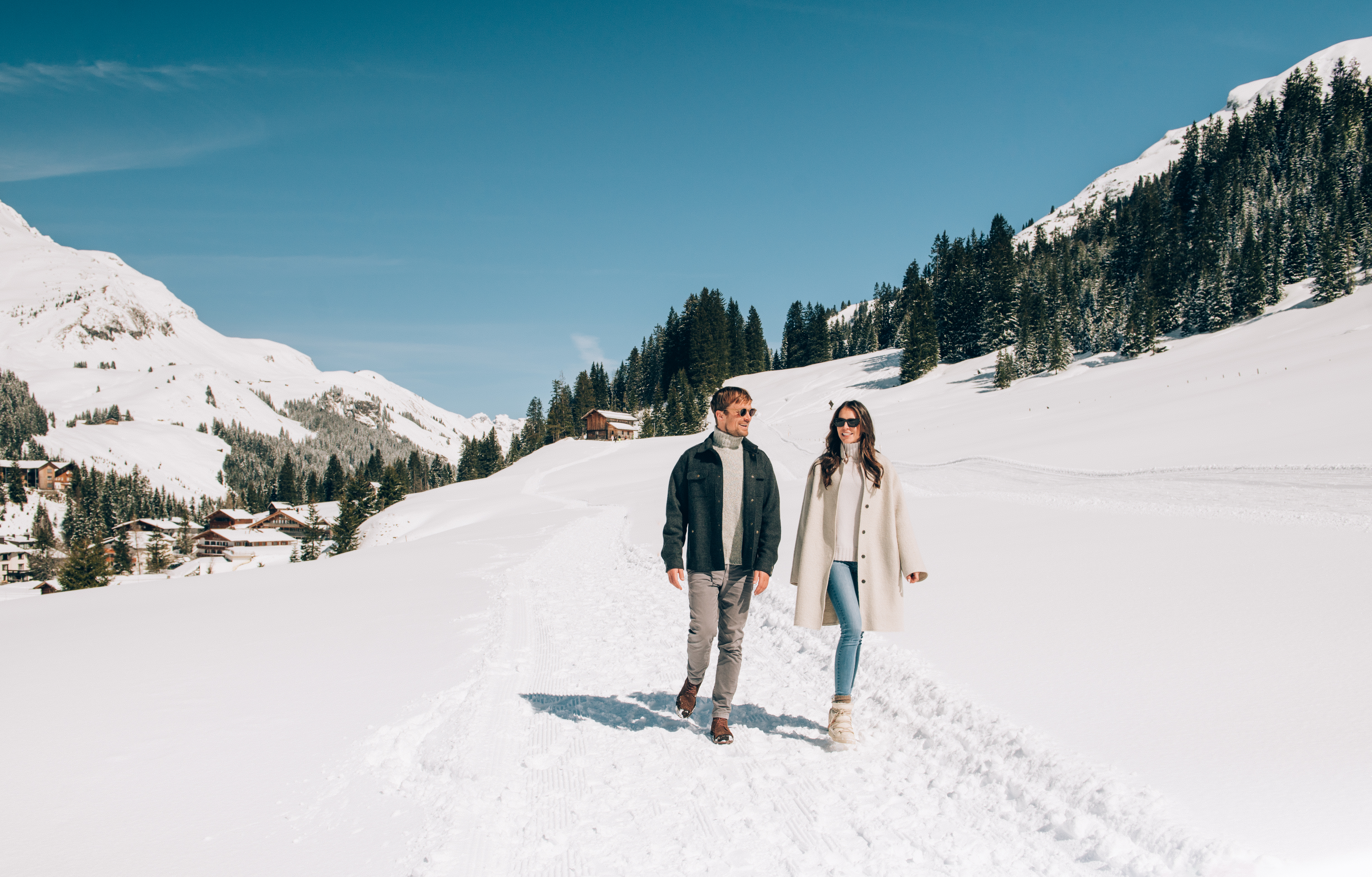 Hotel Goldener Berg - Your Mountain Selfcare Resort Ausflugsziele Winterwandern in Oberlech am Arlberg