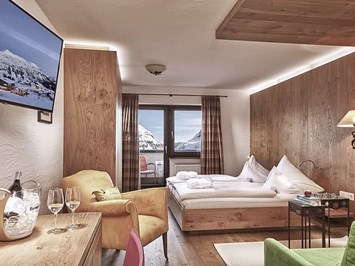 Hotel Goldener Berg - Your Mountain Selfcare Resort Zimmerkategorien Superior Studio 35m²