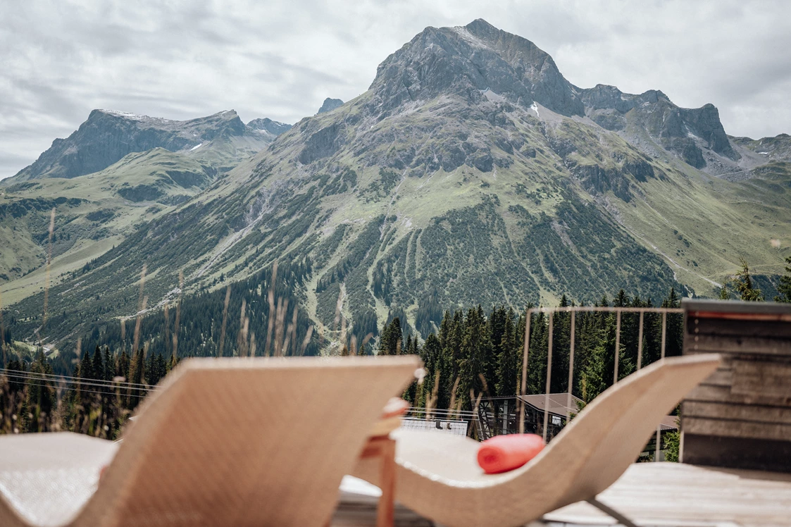 Wellnesshotel: Panorama Terrasse  - Hotel Goldener Berg - Your Mountain Selfcare Resort