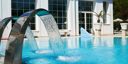 Wellnessurlaub - Pilates - Unser Outdoor- Thermal- Schwimmbecken - HOTEL BELLAVISTA TERME Resort & Spa