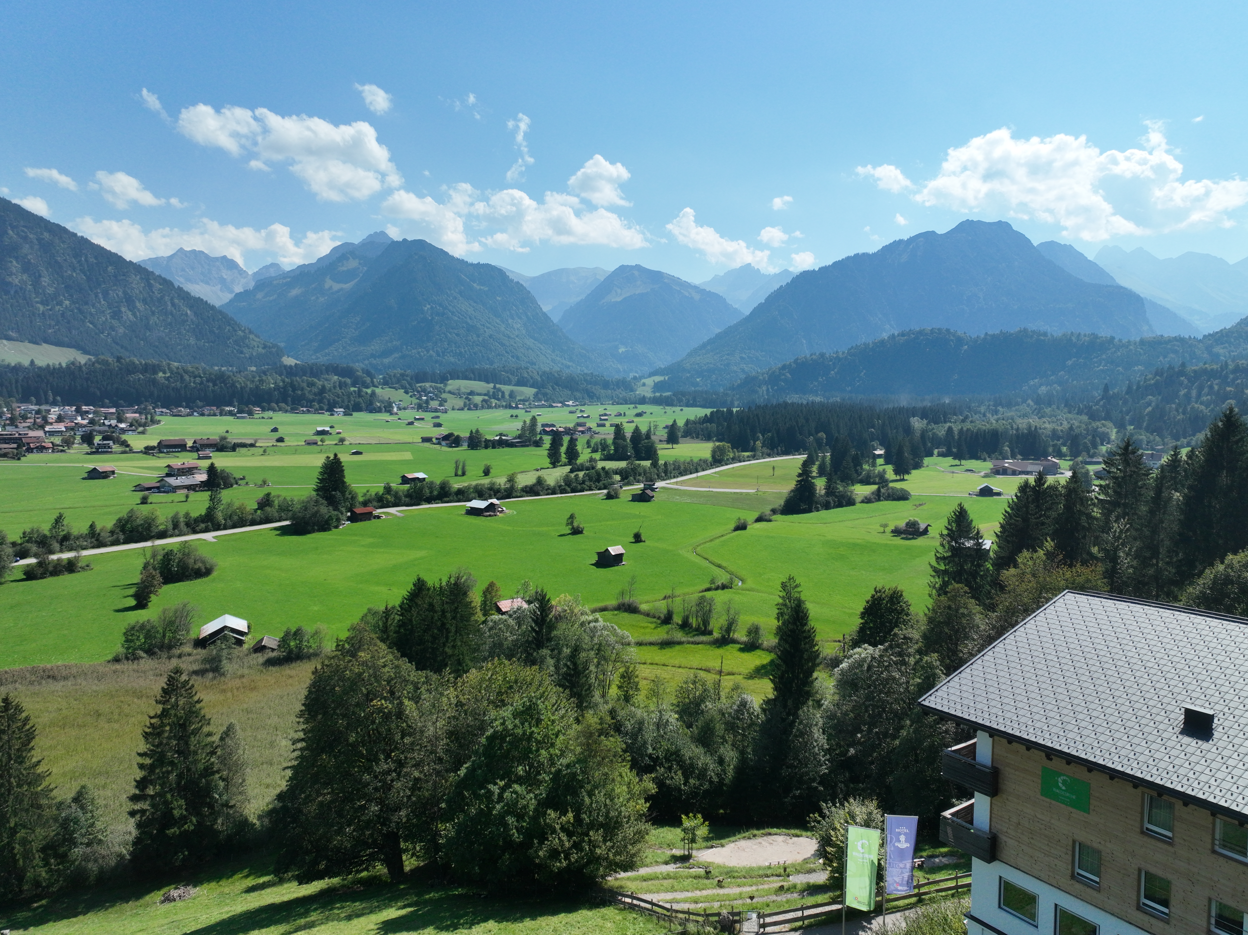 Wellnesshotel: Die Aussicht ist gigantisch. - Naturhotel Waldesruhe