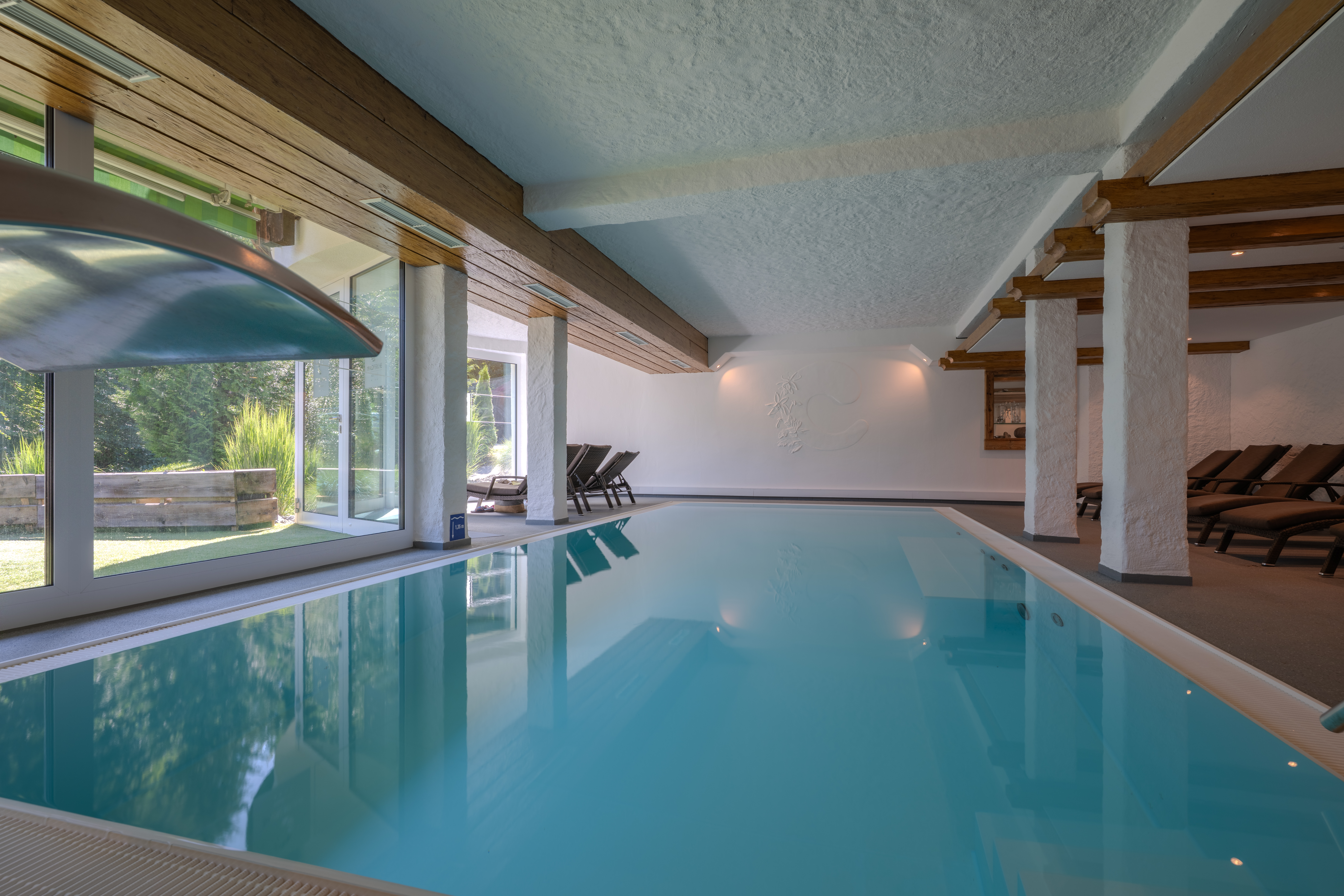 Wellnesshotel: Innen Pool - Naturhotel Waldesruhe