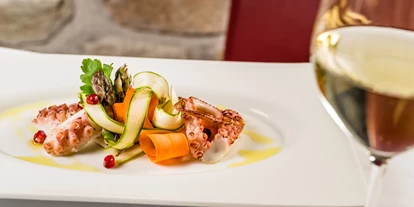 Wellnessurlaub - Dorf Tirol - Hotel Hasslhof - Wohnen im Weinberg am Kalterer See