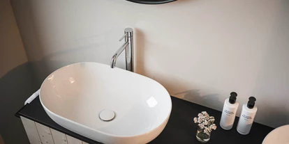 Wellnessurlaub - Dorf Tirol - Badezimmer - Auramonte