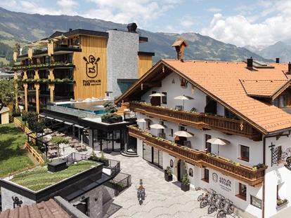 Wellnessurlaub - Fahrradverleih - Innsbruck - Außenansicht gesamt Sommer - PACHMAIR 1453 apart resort