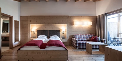 Wellnessurlaub - Oberbozen - Doppelzimmer Talblick mit Balkon - Dolomites Nature Hotel Vigilerhof