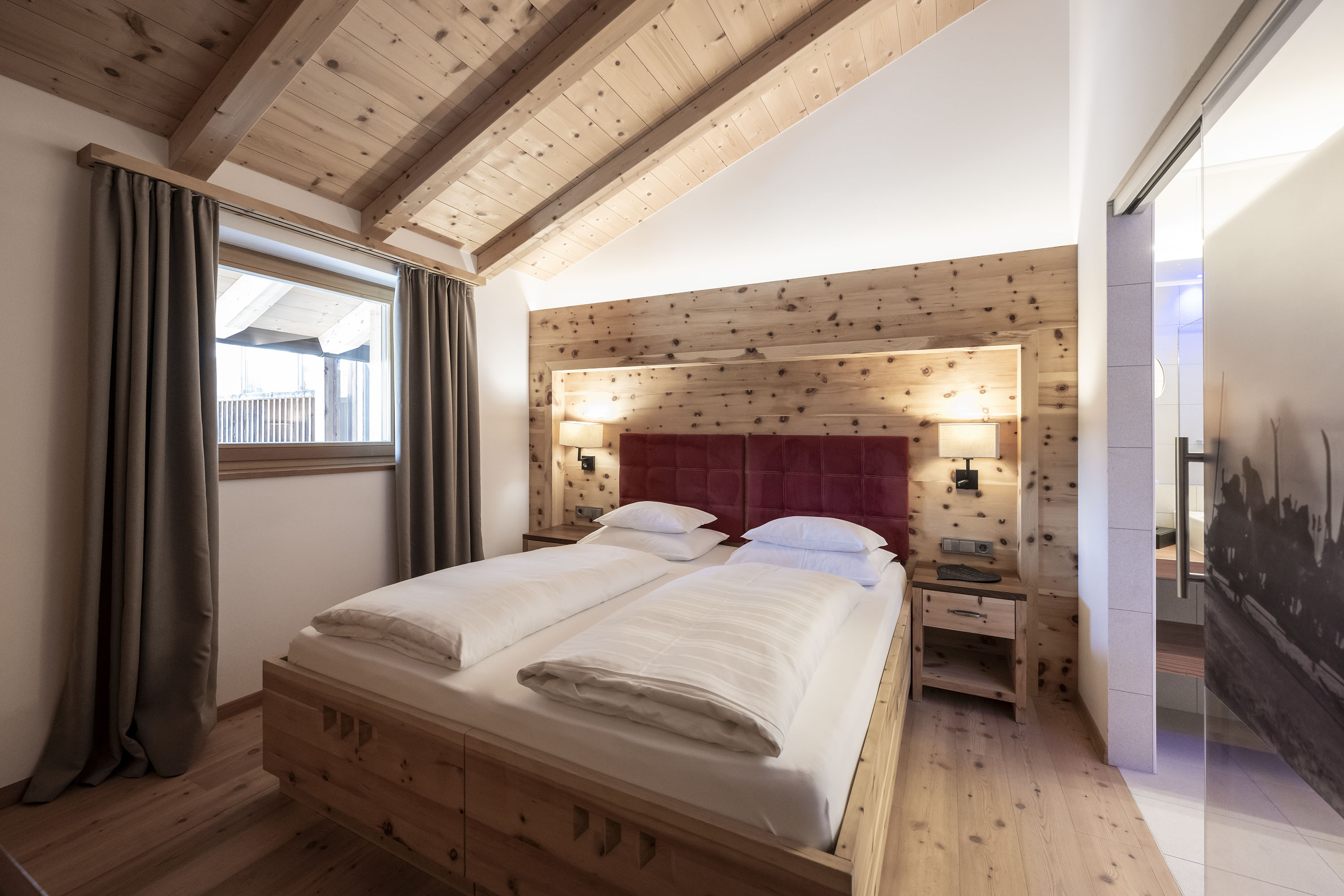 Wellnessurlaub - Terenten - Doppelzimmer St. Vigil TALBLICK ohne Balkon - Dolomites Nature Hotel Vigilerhof