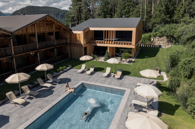 Wellnesshotel: Pool - Dolomites Nature Hotel Vigilerhof