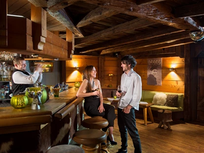 Wellnessurlaub - Fontanella - Unsere Almbar - Wellnesshotel Walserhof