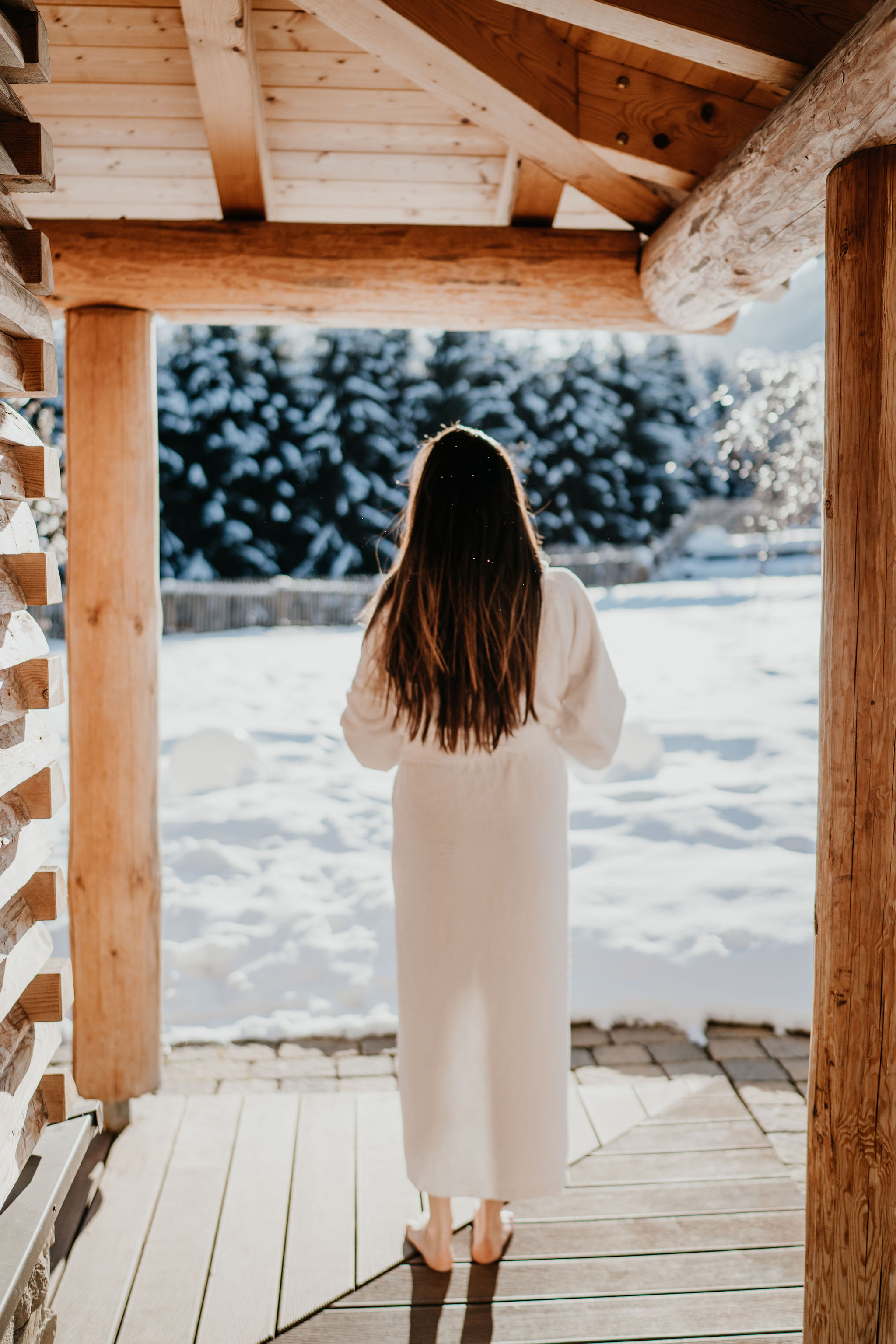 Wellnesshotel: Saunabereich Ausgang ins Freie - Wellnesshotel Walserhof