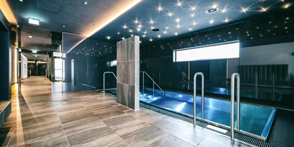 Wellnessurlaub - Biosauna - Isny im Allgäu - Tauchbecken in der Saunawelt - Wellnesshotel Warther Hof