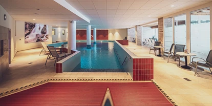 Wellnessurlaub - Day SPA - Graubünden - Hallenbad - Mountain Plaza Hotel
