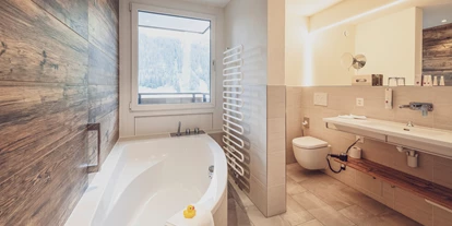 Wellnessurlaub - Day SPA - Graubünden - Badezimmer - Mountain Plaza Hotel