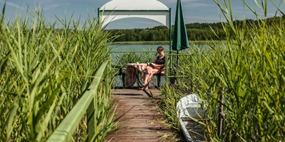 Wellnessurlaub - WLAN - Eichwalde - Blick auf den See - Beautyfarm und Chalet am See Sader
