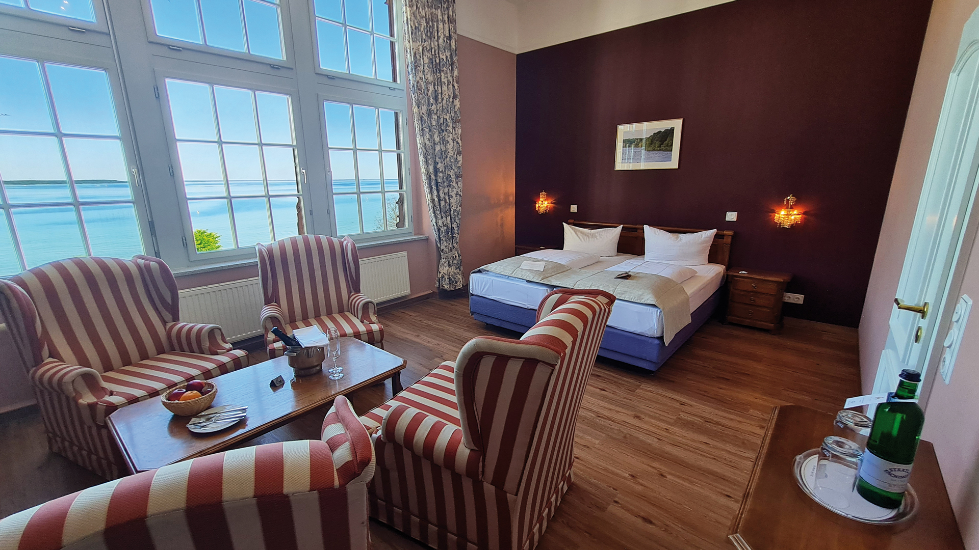 Seehotel Schloss Klink Resort & Spa Zimmerkategorien Junior Suite Seeseite Schloss/Orangerie