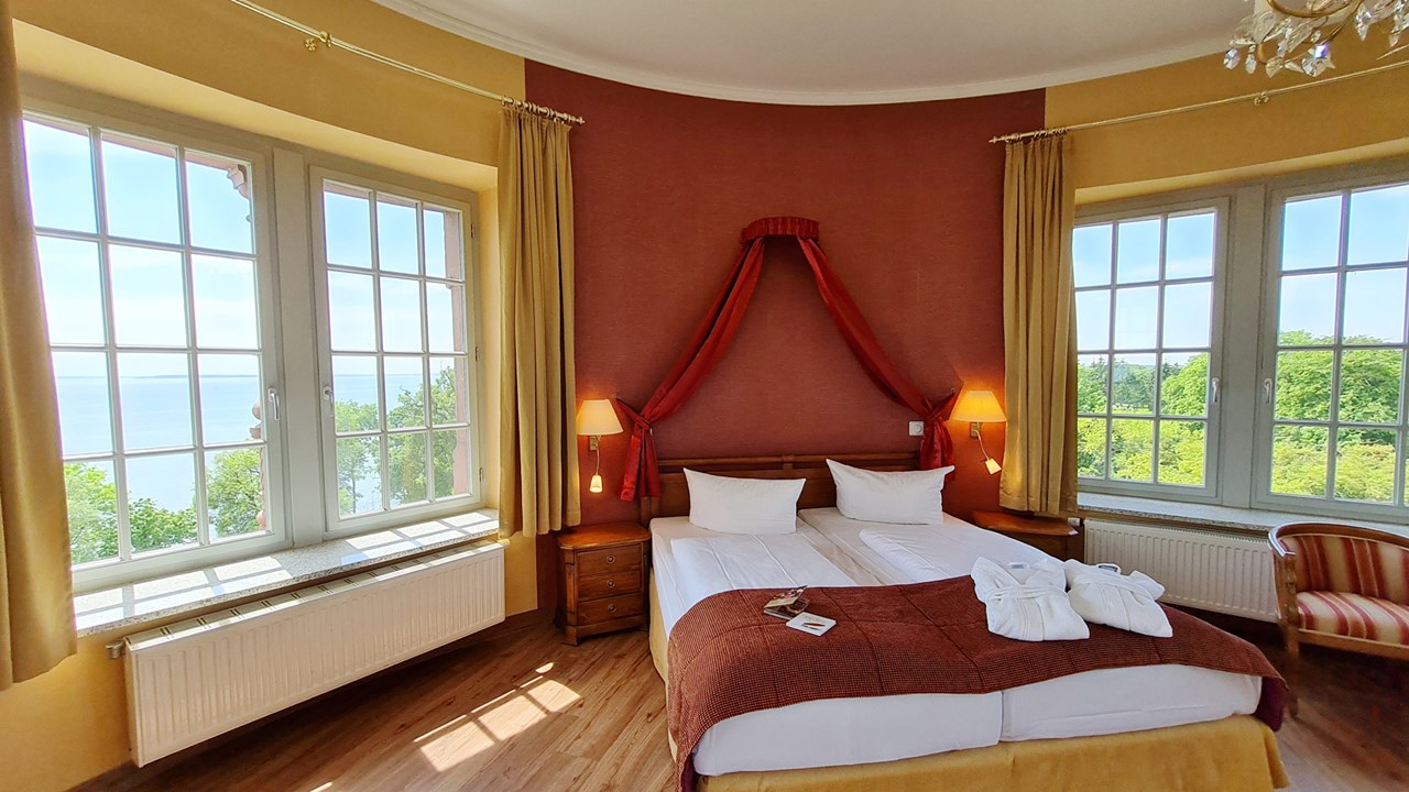 Seehotel Schloss Klink Resort & Spa Zimmerkategorien Royal Suite (360° Panoramablick)