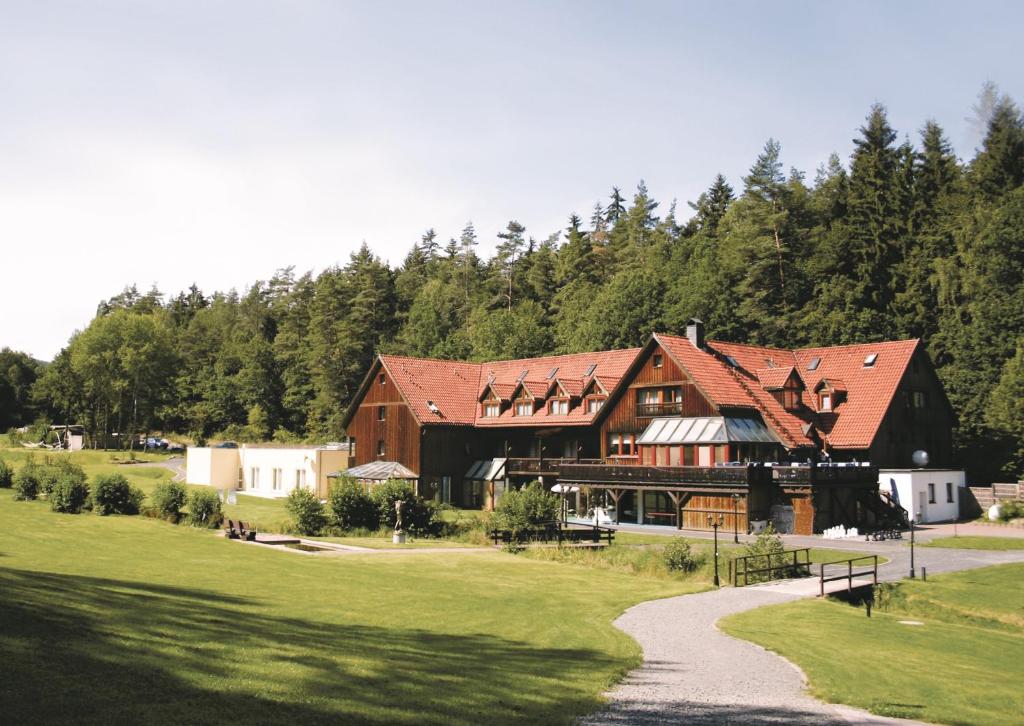 Wellnesshotel: Hotel im Krummbachtal GmbH & Co. KG - Hotel | Umgebung
