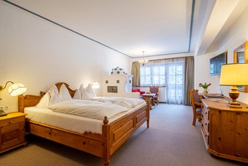 Wellnesshotel: Landhaus Familienzimmer - Hotel GUT Trattlerhof & Chalets****