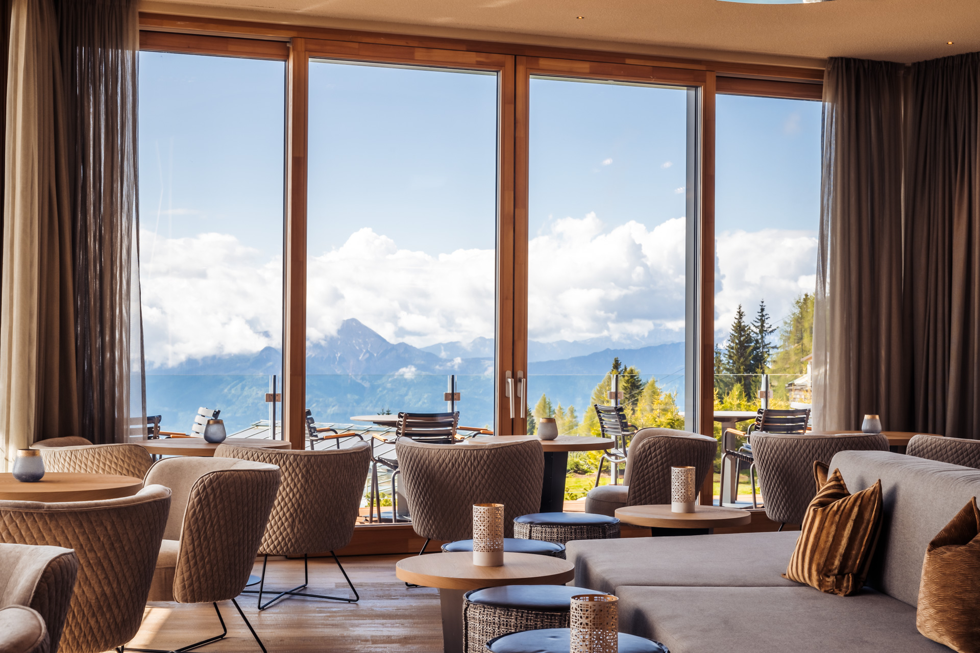 Wellnesshotel: Ausblick vom Wintergarten - Feuerberg Mountain Resort