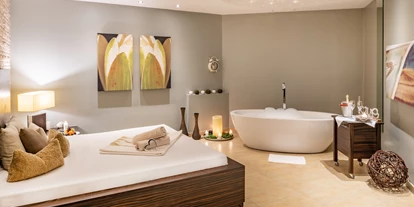 Wellnessurlaub - Pilates - KOLLERs Hotel - SPA Suite. Entspannen im Orangenölbad unter dem Sternenhimmel.  - KOLLERs Hotel