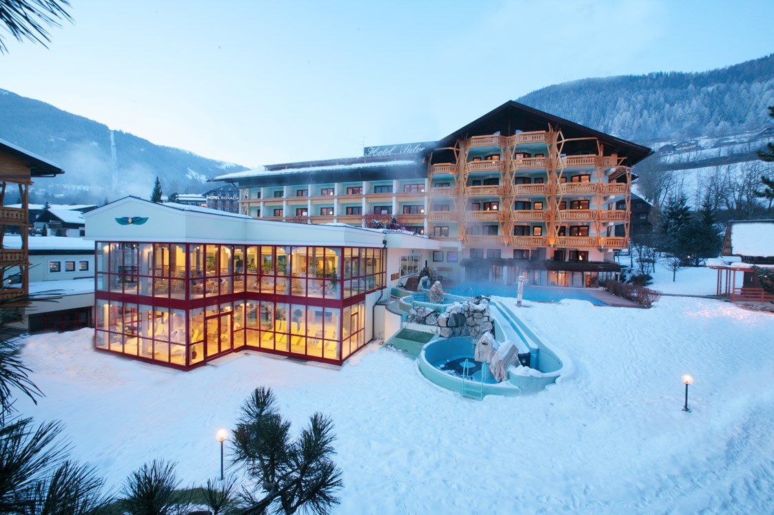 Wellnesshotel: Winter Ansicht - Hotel Pulverer