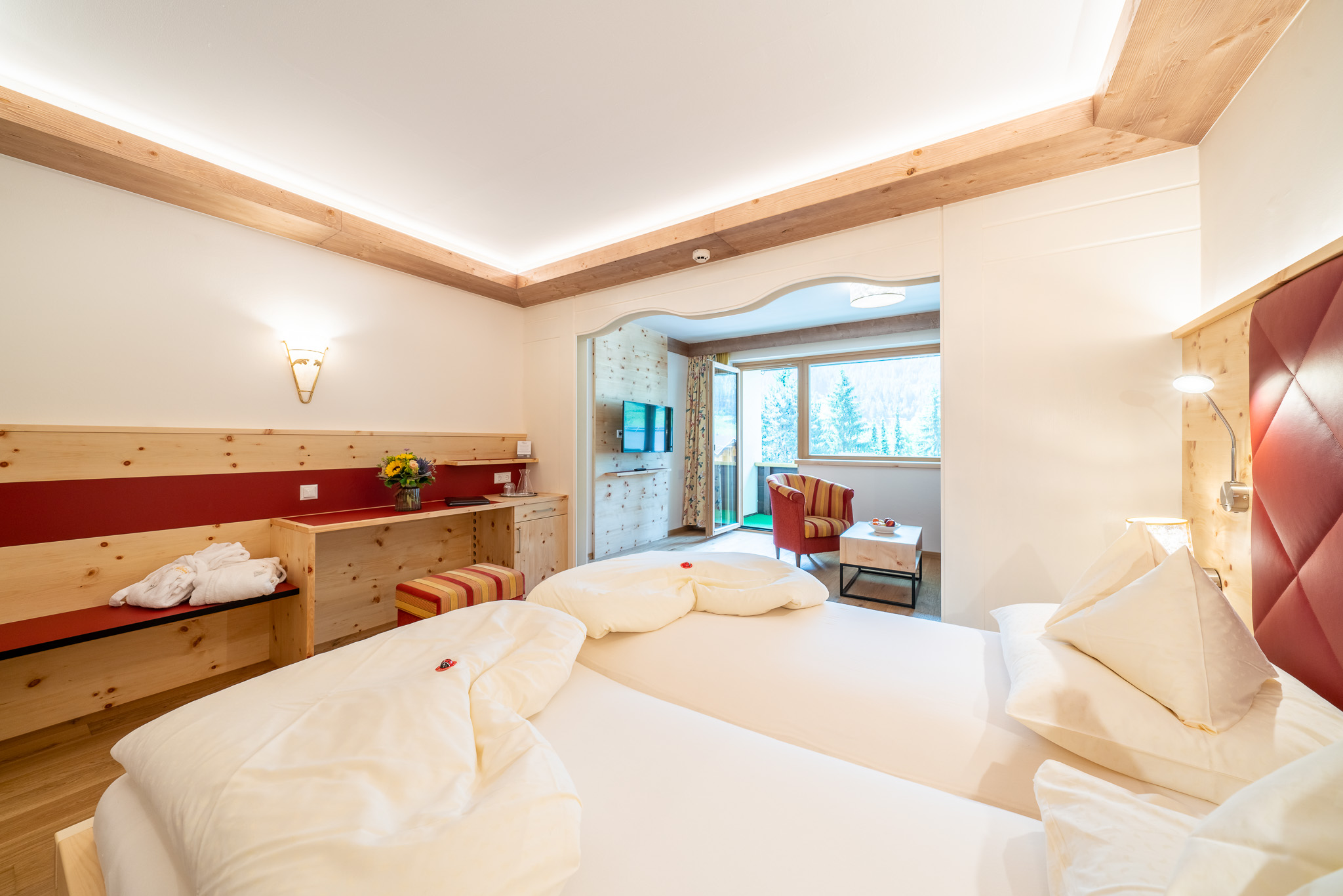 Wellnesshotel: Junior Suite Zirbe - Hotel Pulverer - Zimmer | Suiten