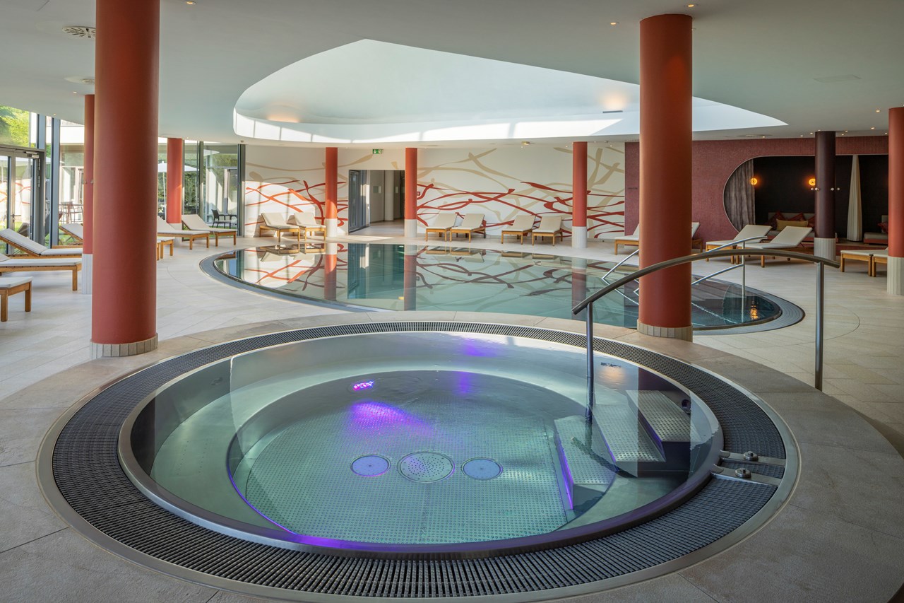 Villa Seilern Vital Resort Saunen und Bäder im Detail Whirlpool
