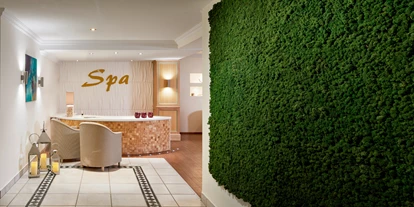 Wellnessurlaub - Day SPA - Altenmarkt im Pongau - Moderne alpine Eleganz und Lifestyle – neu definiert. Durch die ruhige und zentrale Lage von Bad Hofgastein bietet Ihnen das 4-Sterne Sport-, SPA- und Gesundheitshotel regionale Authentizität zeitgemäß interpretiert. - Das Alpenhaus Gasteinertal