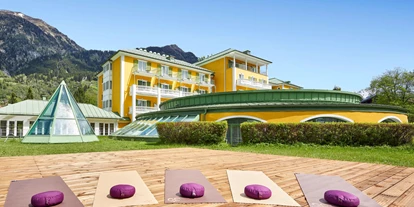 Wellnessurlaub - Day SPA - Altenmarkt im Pongau - Moderne alpine Eleganz und Lifestyle – neu definiert. Durch die ruhige und zentrale Lage von Bad Hofgastein bietet Ihnen das 4-Sterne Sport-, SPA- und Gesundheitshotel regionale Authentizität zeitgemäß interpretiert. - Das Alpenhaus Gasteinertal