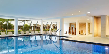 Wellnessurlaub - Day SPA - Berchtesgaden - Die “Lederhosn” unter den alpinen Lifestyle Hotels. Das 4 Sterne Hotel im Zentrum von Kaprun bietet Ihnen eine gelungene Mischung aus authentischem alpinem Lifestyle, herzlicher Gastfreundschaft, Aktivmöglichkeiten und Wellnessfreuden.  - Das Alpenhaus Kaprun