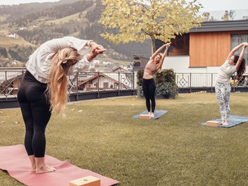DAS EDELWEISS Salzburg Mountain Resort Fitnessangebote im Detail Yoga 