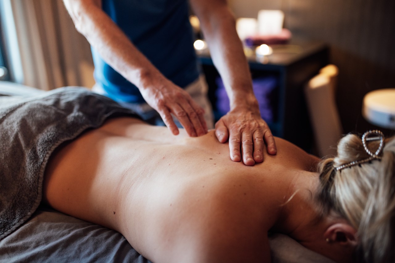 Good Life Resort Riederalm Massagen im Detail GANZKÖRPERMASSAGE