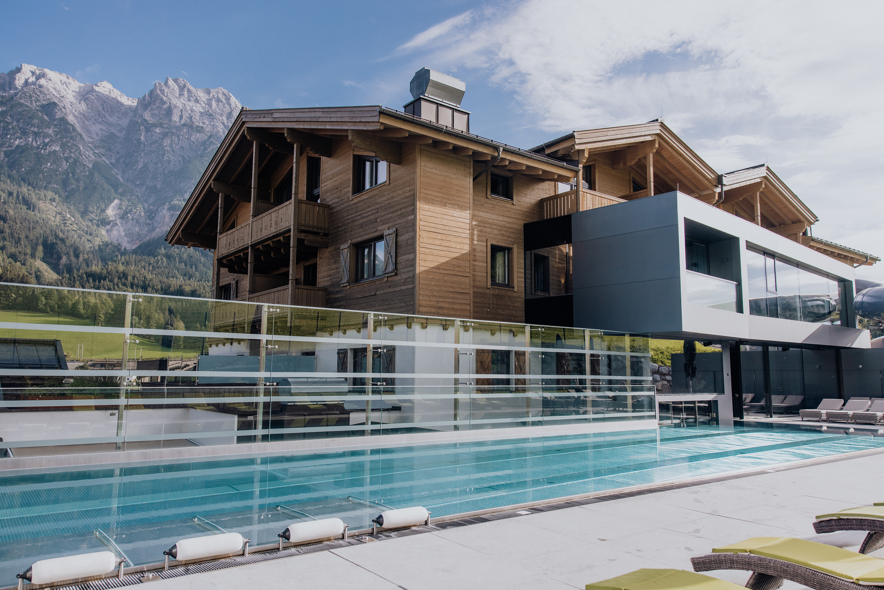 Good Life Resort Riederalm Saunen und Bäder im Detail Pinzgauer Wasserfestspiele