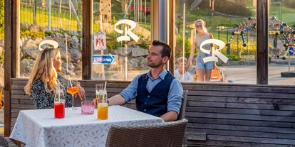Wellnessurlaub - Babysitterservice - Sonnenterrasse mit Kinder-Verkehrspark direkt nebenan - Good Life Resort Riederalm
