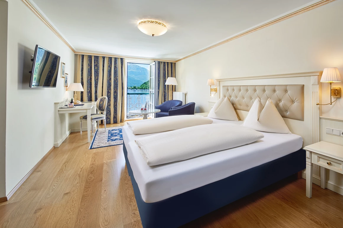 Wellnesshotel: Komfort Doppelzimmer mit Seeblick (ohne Balkon) - GRAND HOTEL ZELL AM SEE