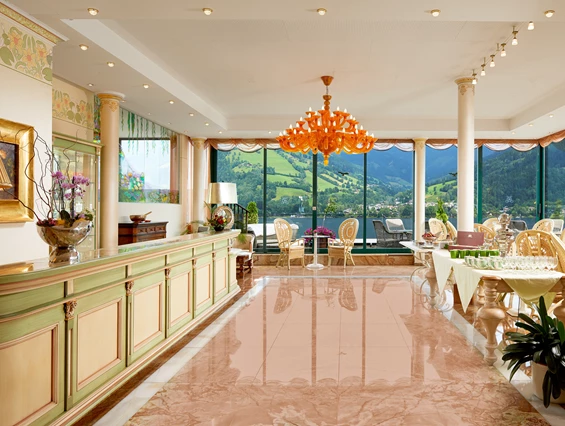 Wellnesshotel: Lobby GRANDSPA Wellnessbereich - GRAND HOTEL ZELL AM SEE