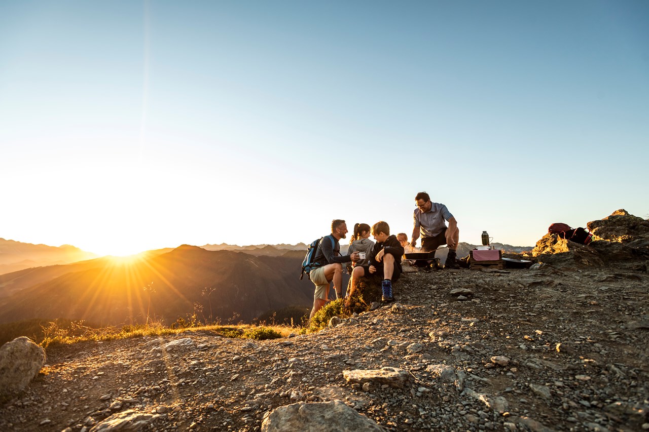 Schlosshotel Lacknerhof****S Ausflugsziele Wanderung zu den Marbachalmen
