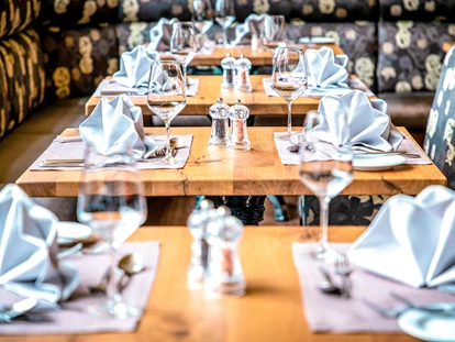 Wellnessurlaub - Pilates - Restaurant "GaumenZauber" - Spirit & SPA Birkenhof am Elfenhain