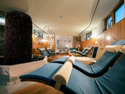 Wellnessurlaub - Pilates - Ruhebereich "Sole" mit Gradierwerk - Spirit & SPA Birkenhof am Elfenhain