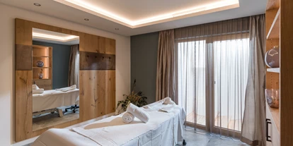 Wellnessurlaub - Ruhpolding - Massageraum im Hotel Sonne - Hotel Sonne 4*Superior