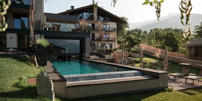 Wellnessurlaub - Dorf Tirol - Außenansicht - Maraias Luxury Suites & Apartments