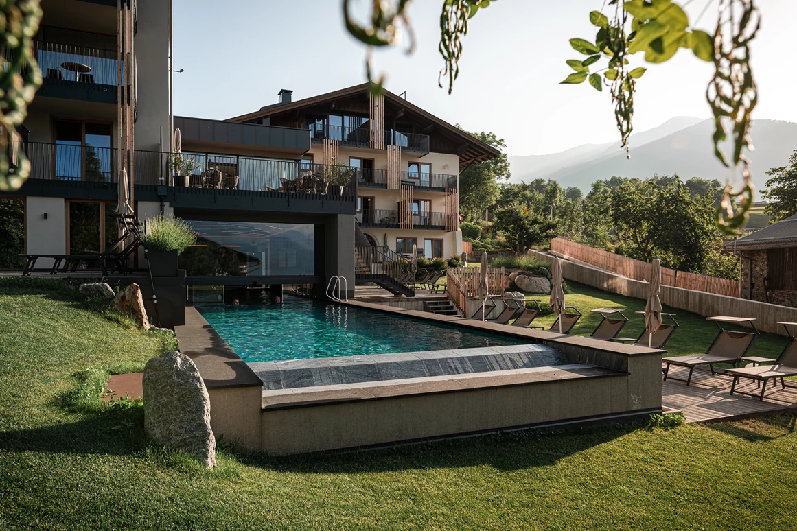 Wellnesshotel: Außenansicht - Maraias Luxury Suites & Apartments
