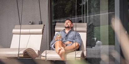 Wellnessurlaub - Dorf Tirol - Schwebeliegen - Maraias Luxury Suites & Apartments