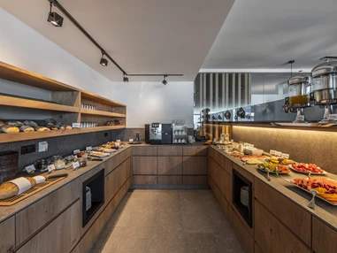 Wellnesshotel: Frühstücksbuffet - Maraias Luxury Suites & Apartments