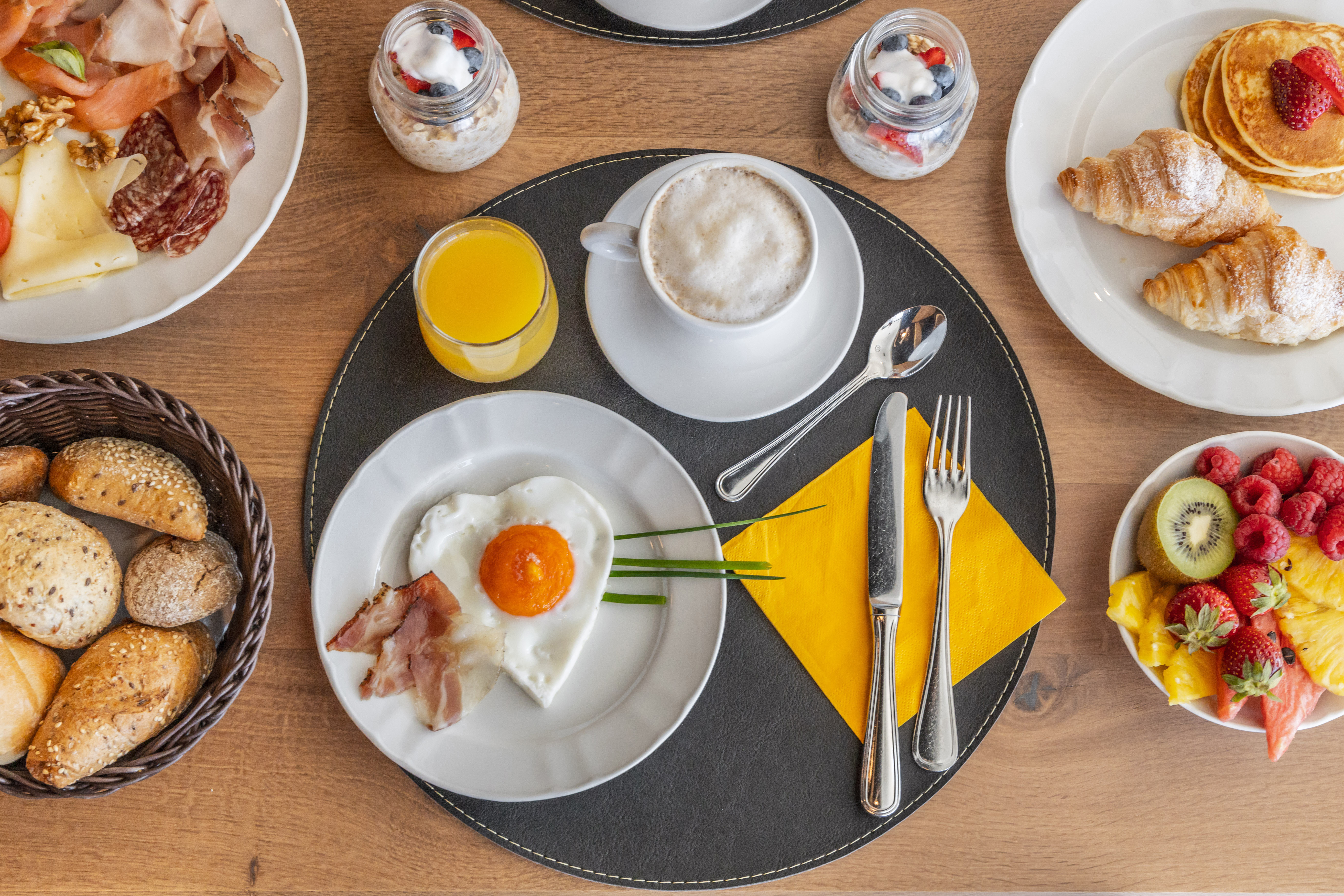 Wellnesshotel: Frühstück - Maraias Luxury Suites & Apartments