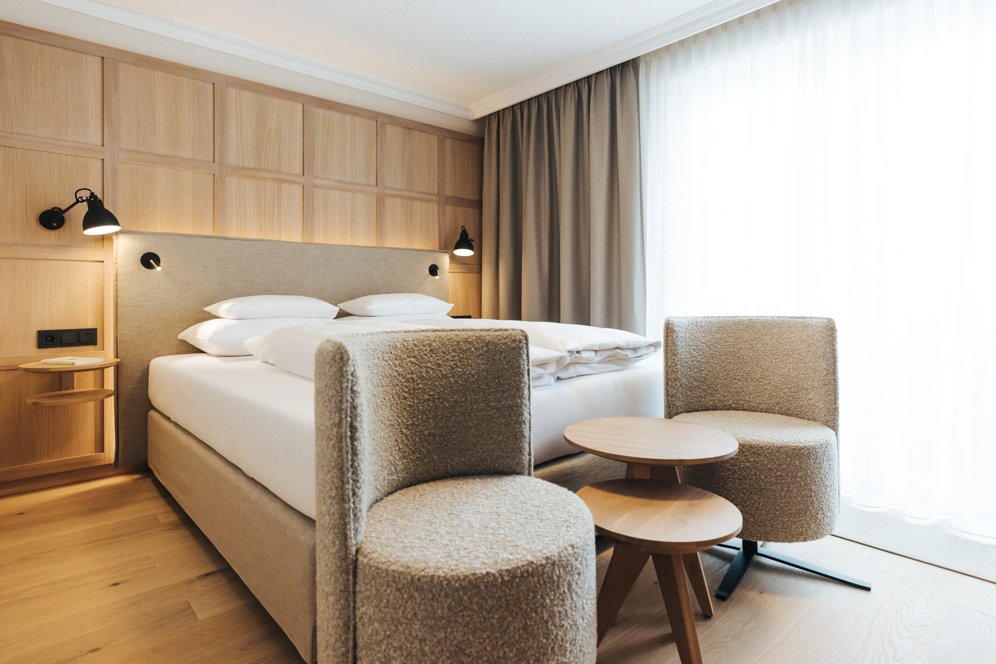 Wellnesshotel: Doppelzimmer Sternenhimmel - Sitzgelegenheit - Hotel Schneider